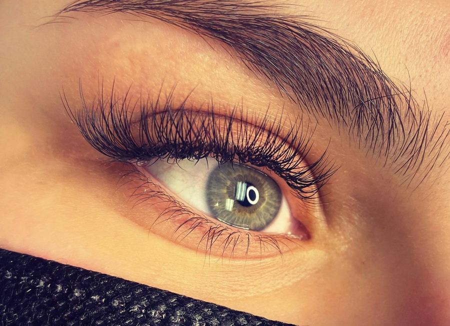 Close up of lifted, tinted lashes